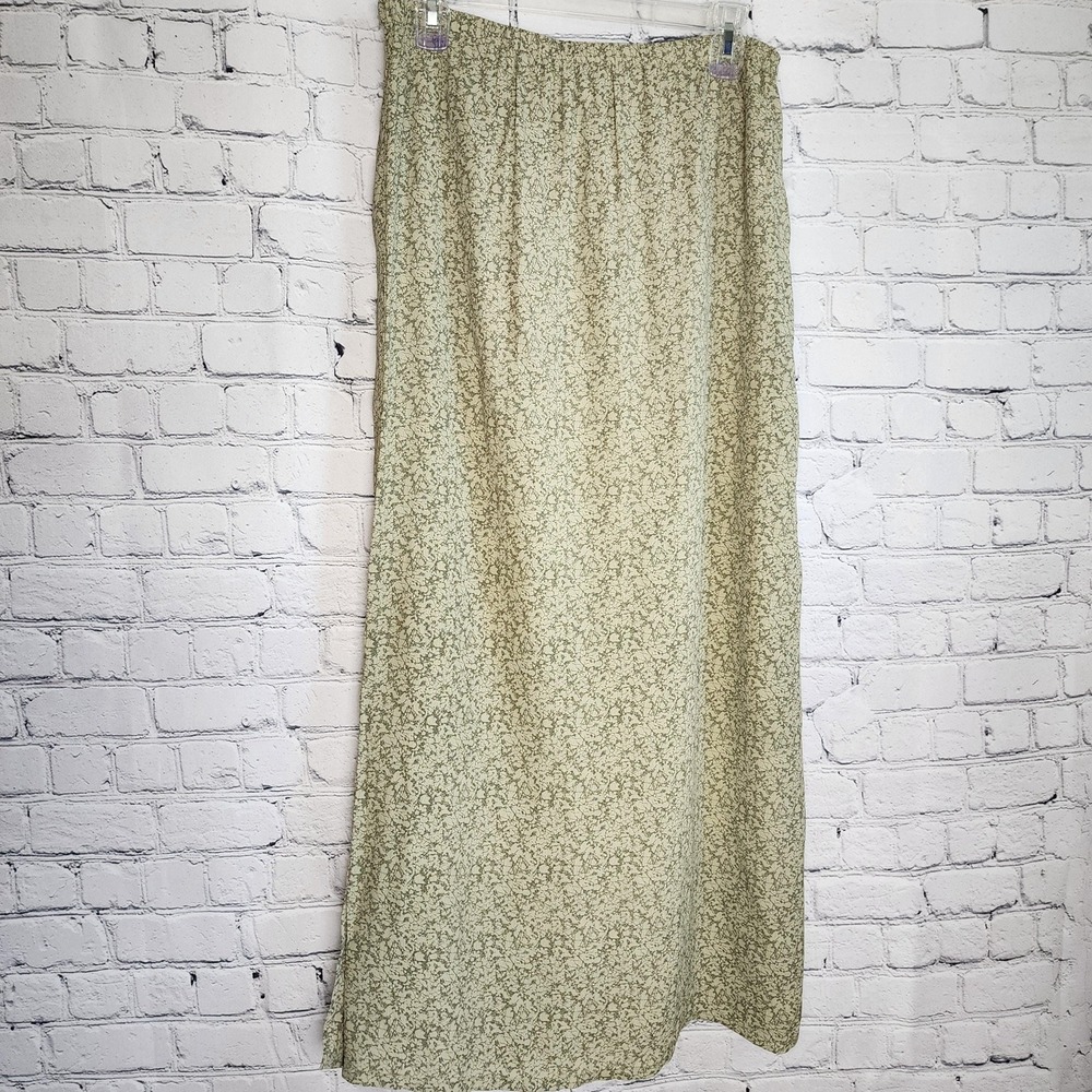 L vintage light green neutral colored small pattern 90s Cherokee maxi skirt